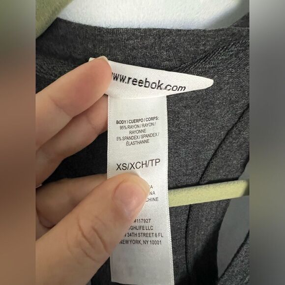 Reebok Gray Romper Womens size XS Snaps and Waist Tie - Picture 6 of 7